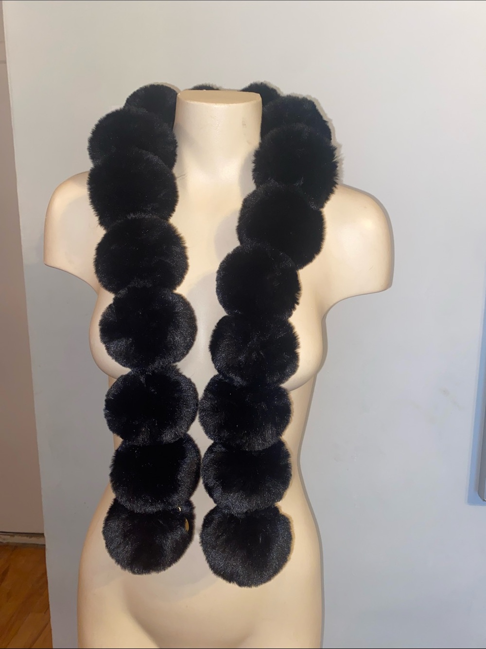 Ted Baker Tizzy Pom Pom Faux fur collar & Accessory case Lot - Picture 3 of 13